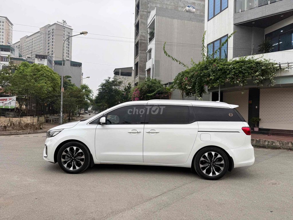 Kia Sedona 2019 - ảnh 4