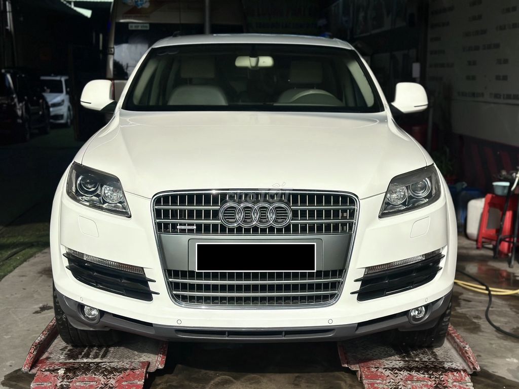 Audi Q7 2008 - ảnh 1