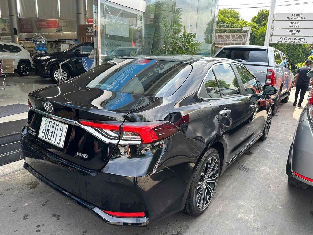 Toyota Corolla altis 1.8V 2022 - ảnh 4