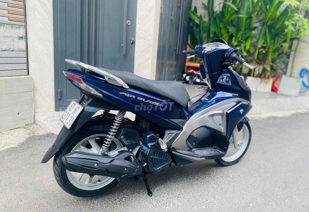 Honda Air Blade 2017 - ảnh 3