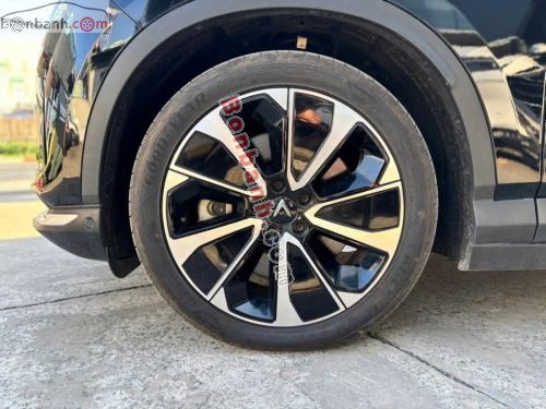 VinFast VF8 Plus AWD 2023 - ảnh 4