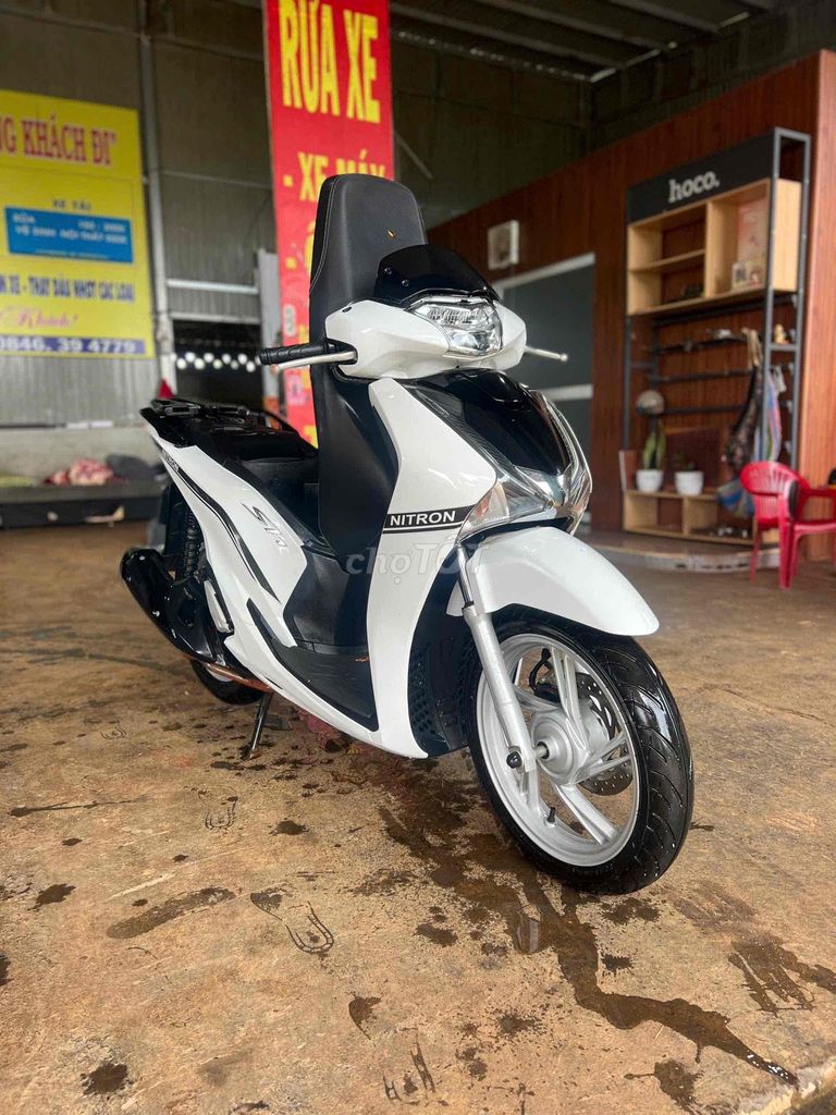 Honda SH 2018 - ảnh 2