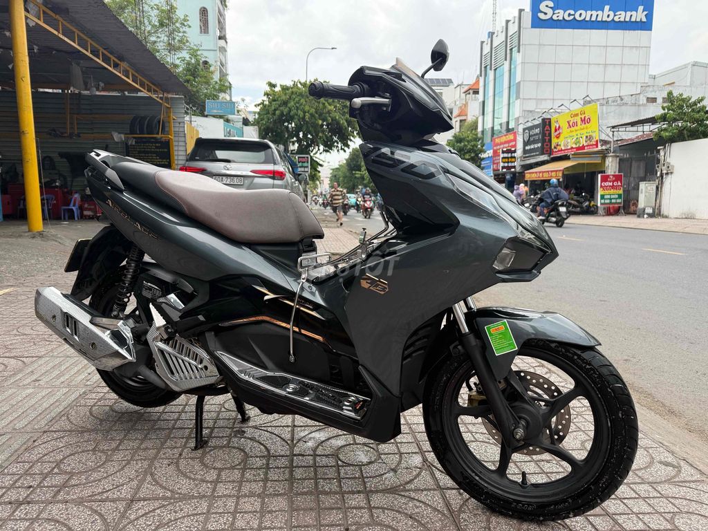 Honda Air Blade 2020 - ảnh 3