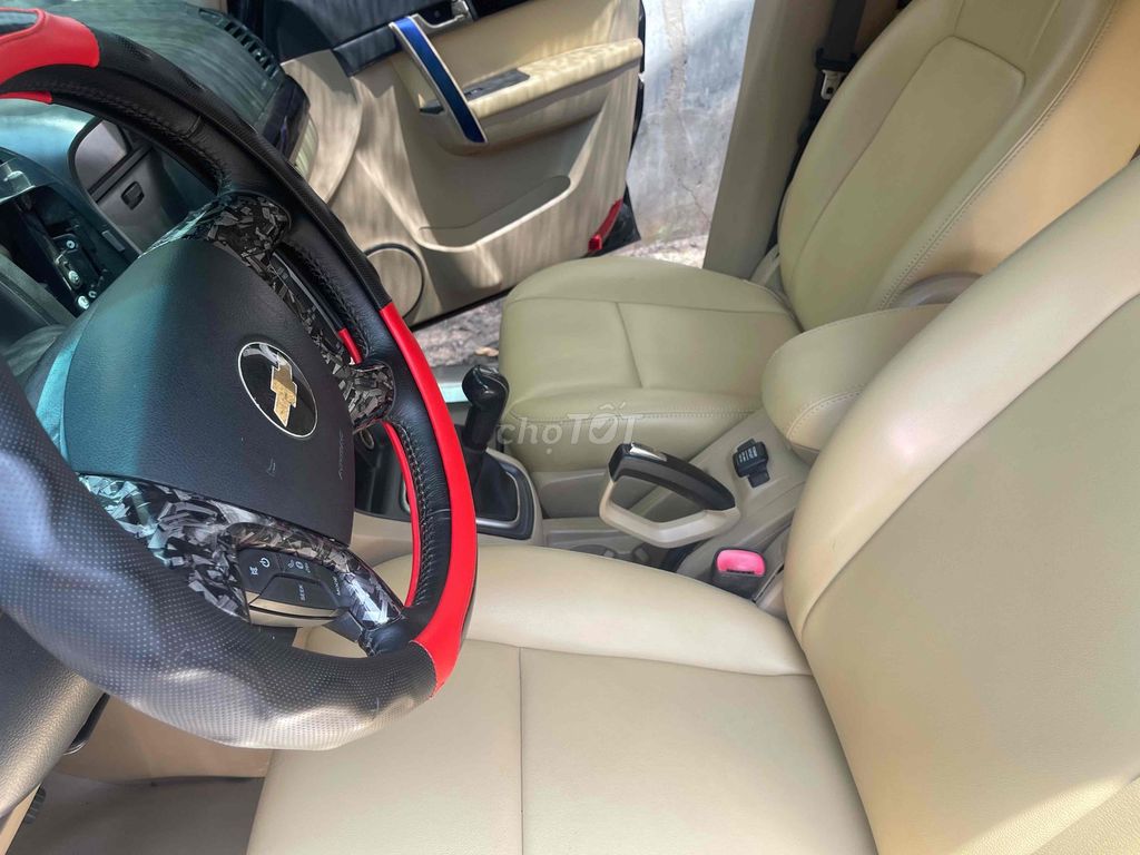 Chevrolet Captiva - ảnh 2