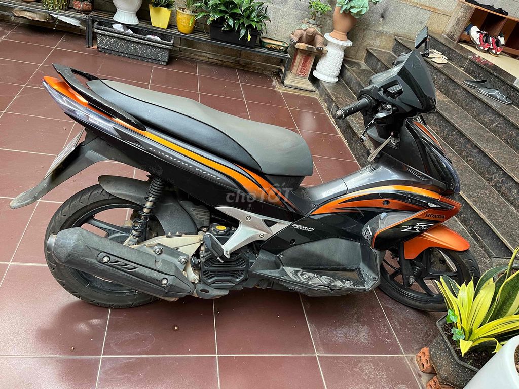 Honda Air Blade 2010 - ảnh 3
