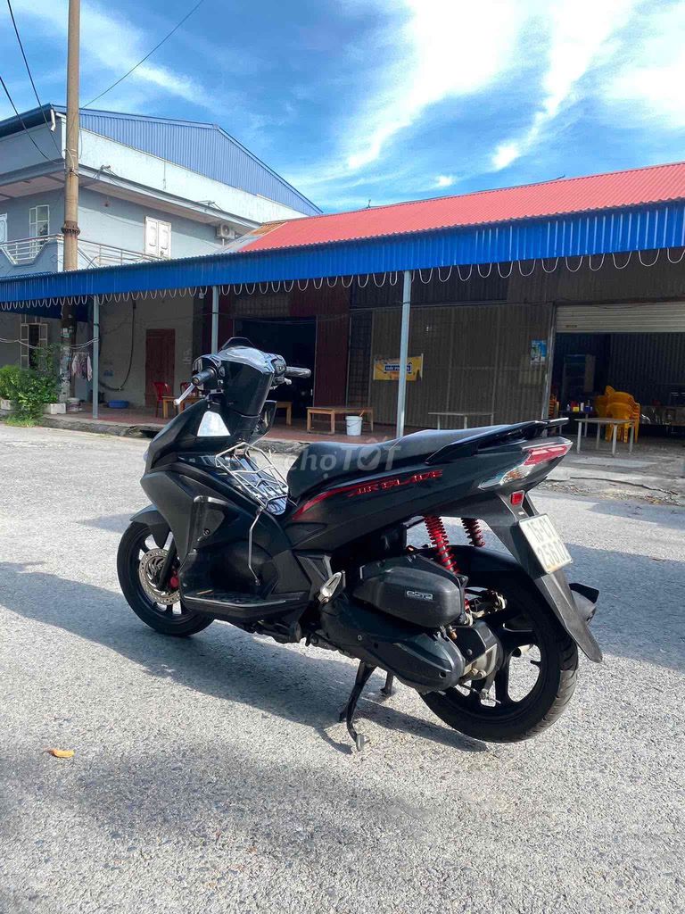 Honda Air Blade 2016 - ảnh 3