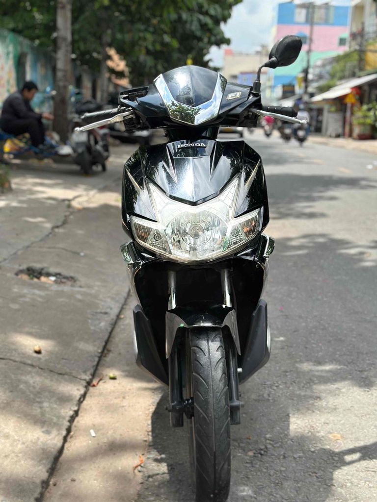 Honda Air Blade 2010 - ảnh 3