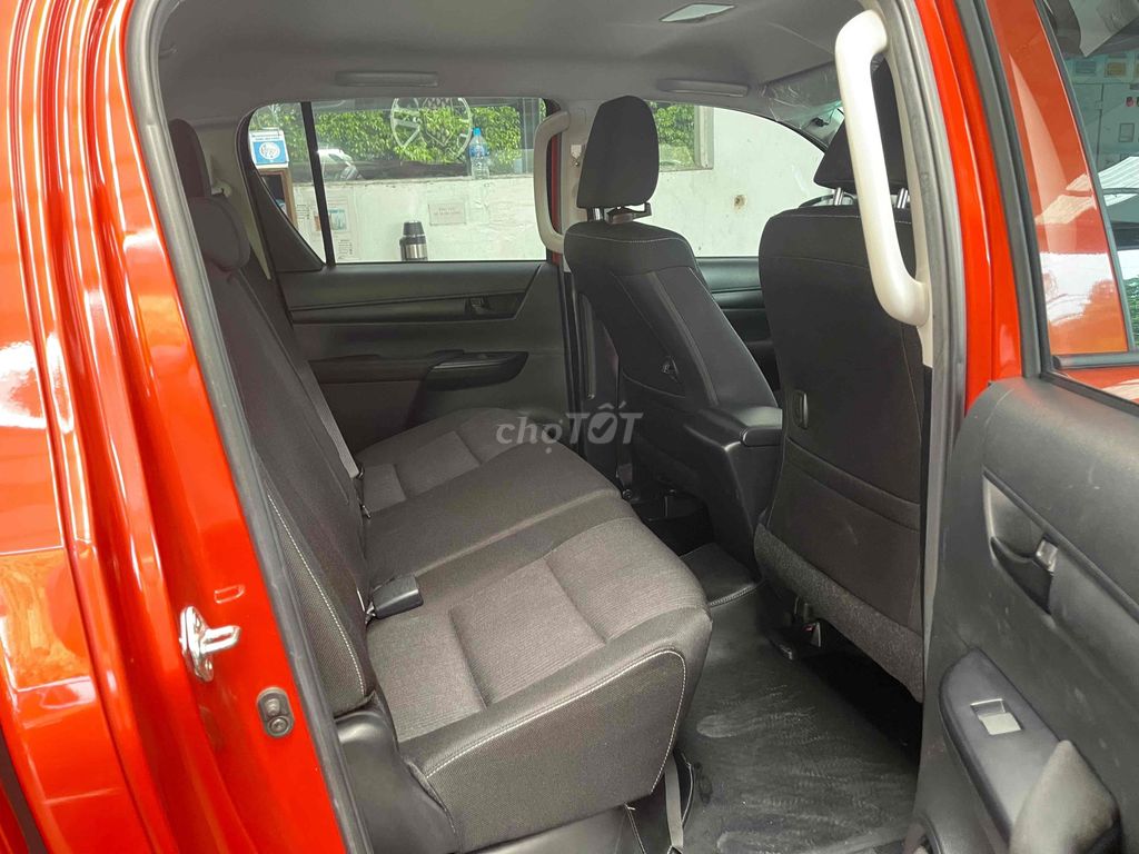 Toyota Hilux 2021 - ảnh 3