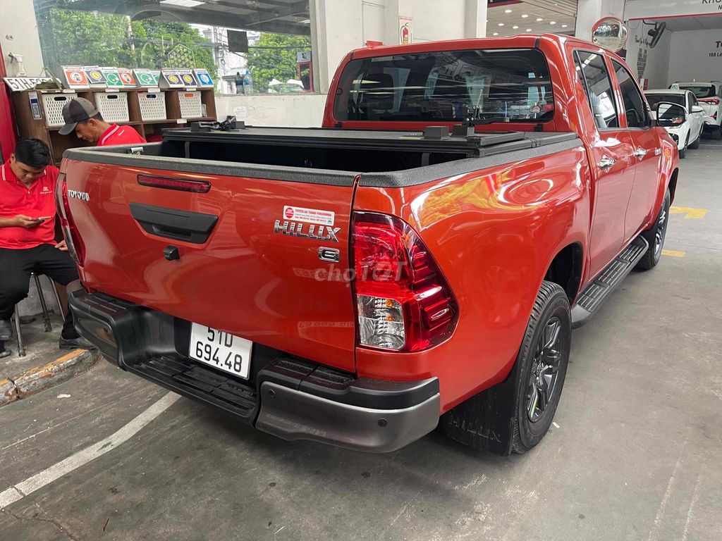 Toyota Hilux 2021 - ảnh 5