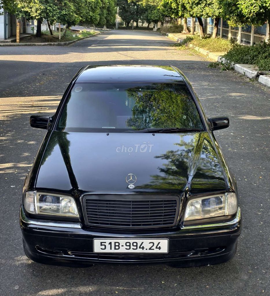 Mercedes-Benz - ảnh 3