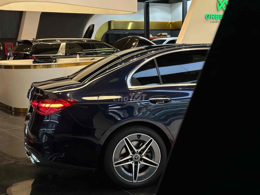 Mercedes-Benz 2022 - ảnh 3