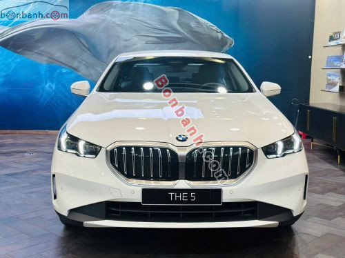 BMW 5 Series 2026 - ảnh 1