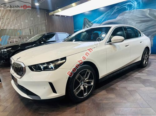 BMW 5 Series 2026 - ảnh 4