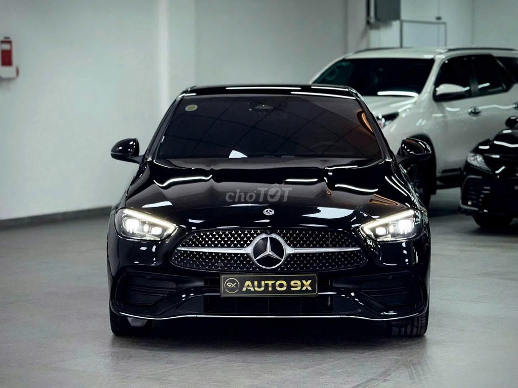 Mercedes-Benz 2022 - ảnh 1