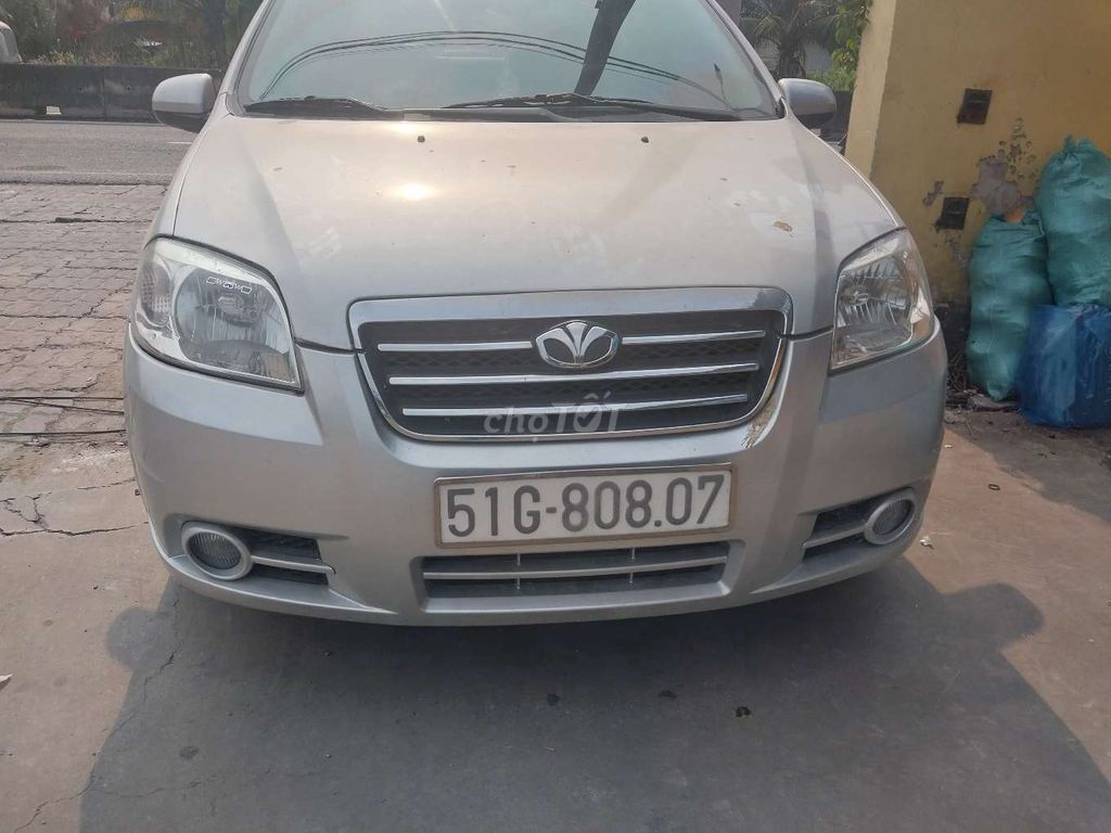 Daewoo Gentra 2010 - ảnh 1