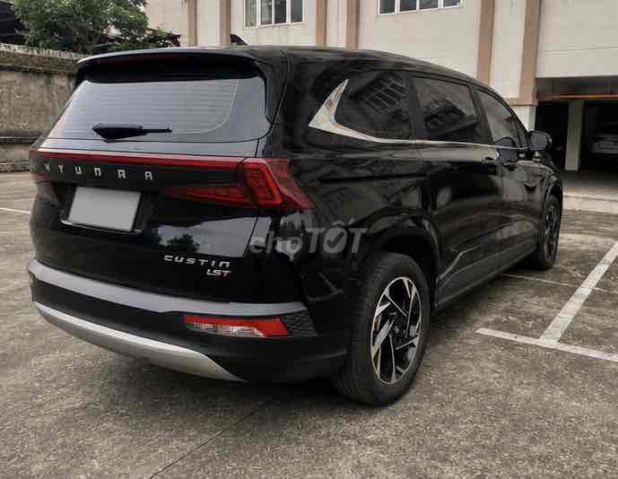 Hyundai Custin 2024 - ảnh 3