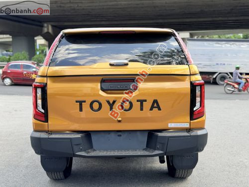 Toyota Hilux Pro 2.8L 4x2 AT 2026 - ảnh 5