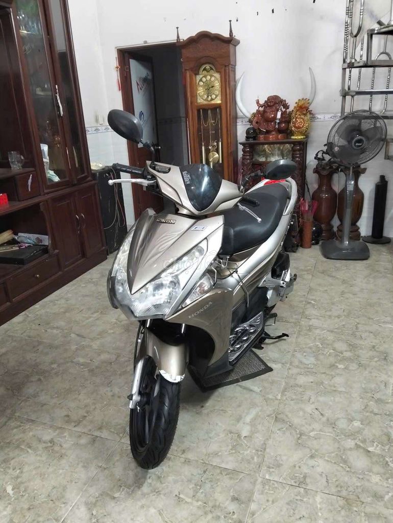 Honda Air Blade 2012 - ảnh 2