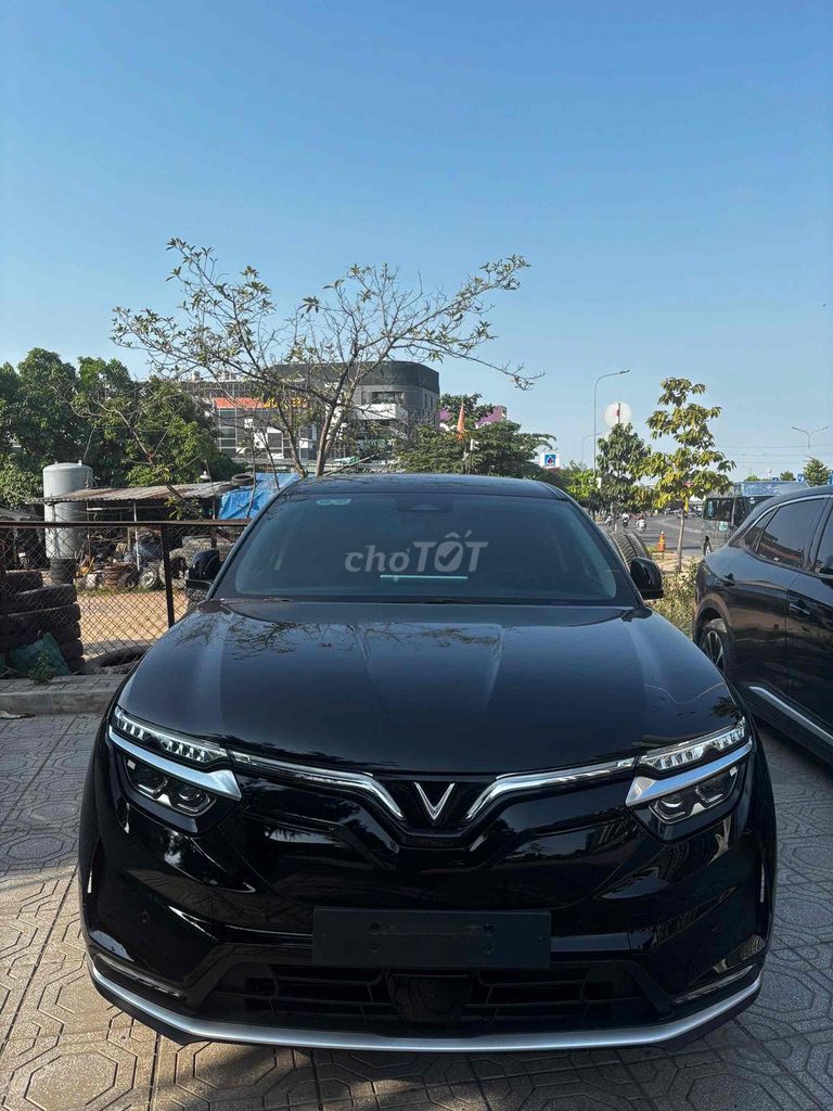 VinFast VF8 Eco 2023 - ảnh 2
