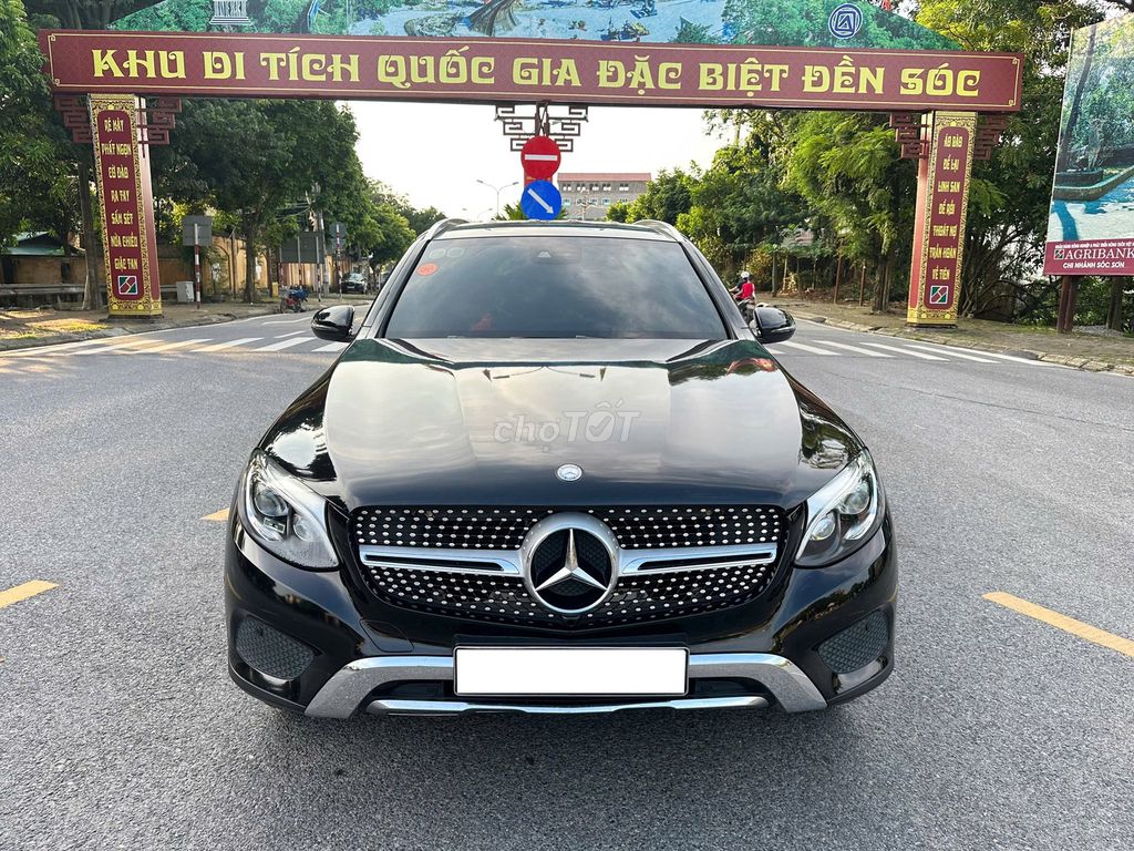 Mercedes-Benz 2016 - ảnh 1