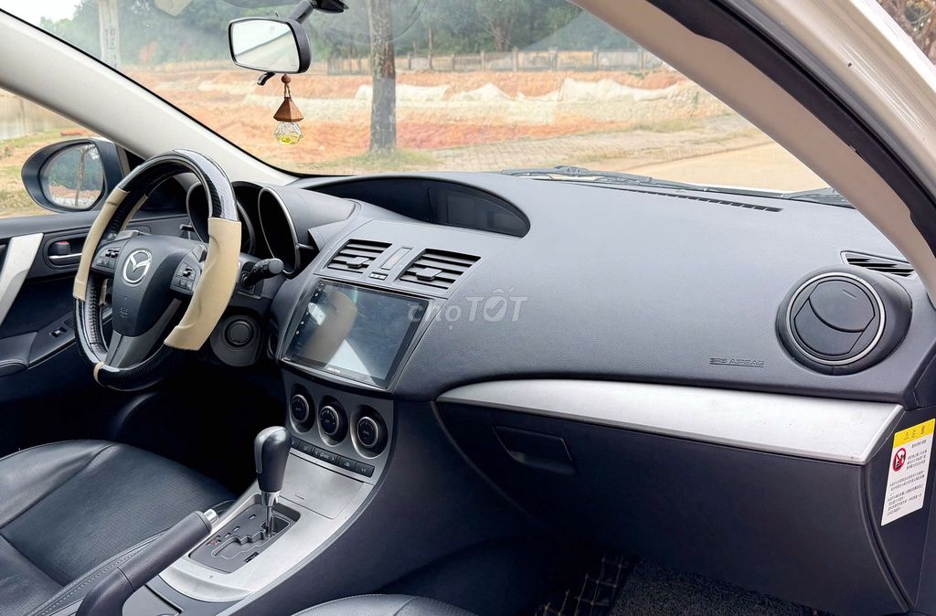 Mazda 3 - ảnh 3