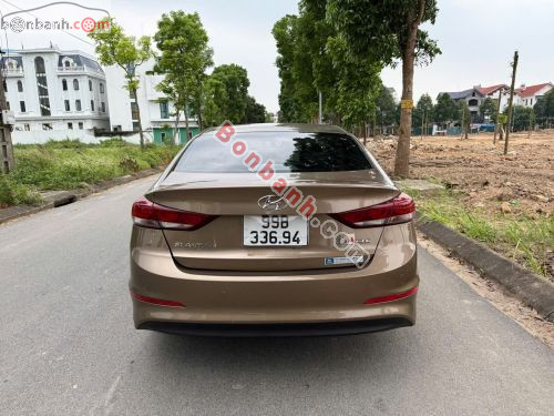 Hyundai Elantra 2.0 AT 2016 - ảnh 5