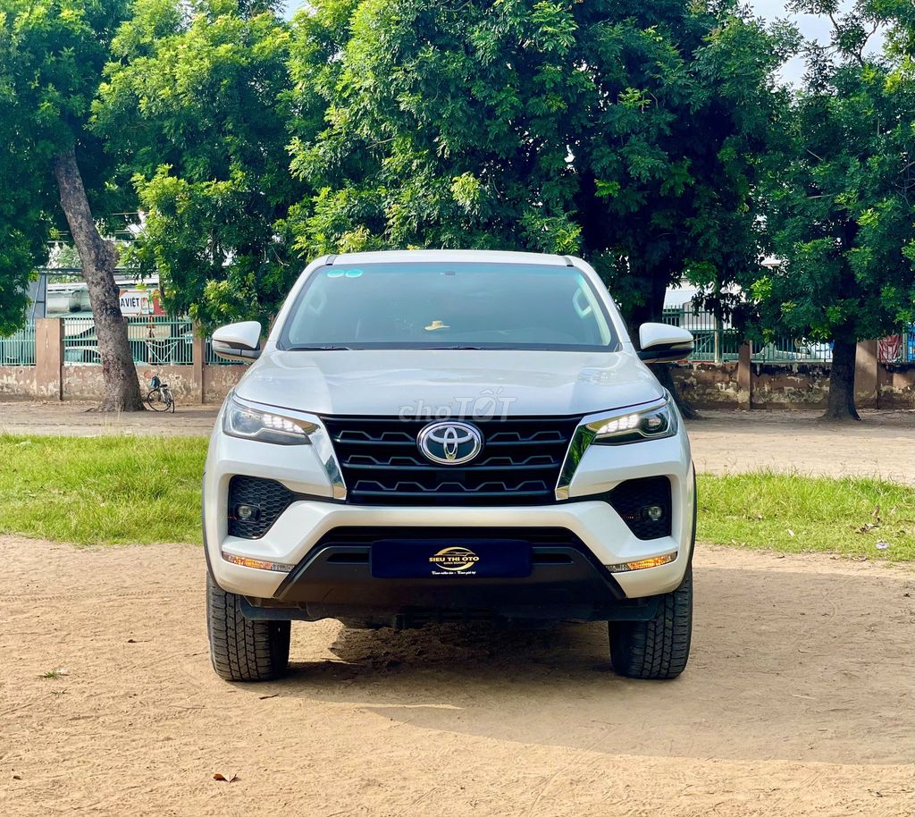 Toyota Fortuner 2024 - ảnh 1