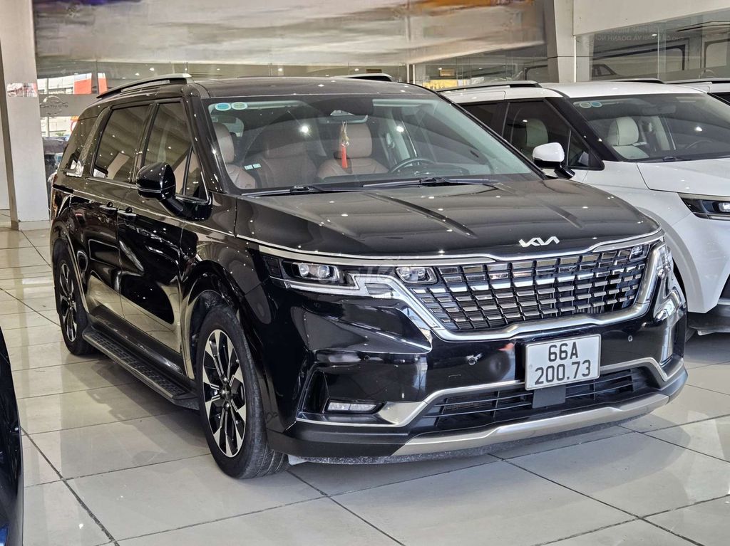 Kia Carnival Signature 2.2D 2022 - ảnh 2