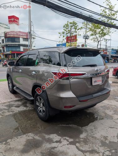 Toyota Fortuner 2.4G 4x2 AT 2019 - ảnh 5