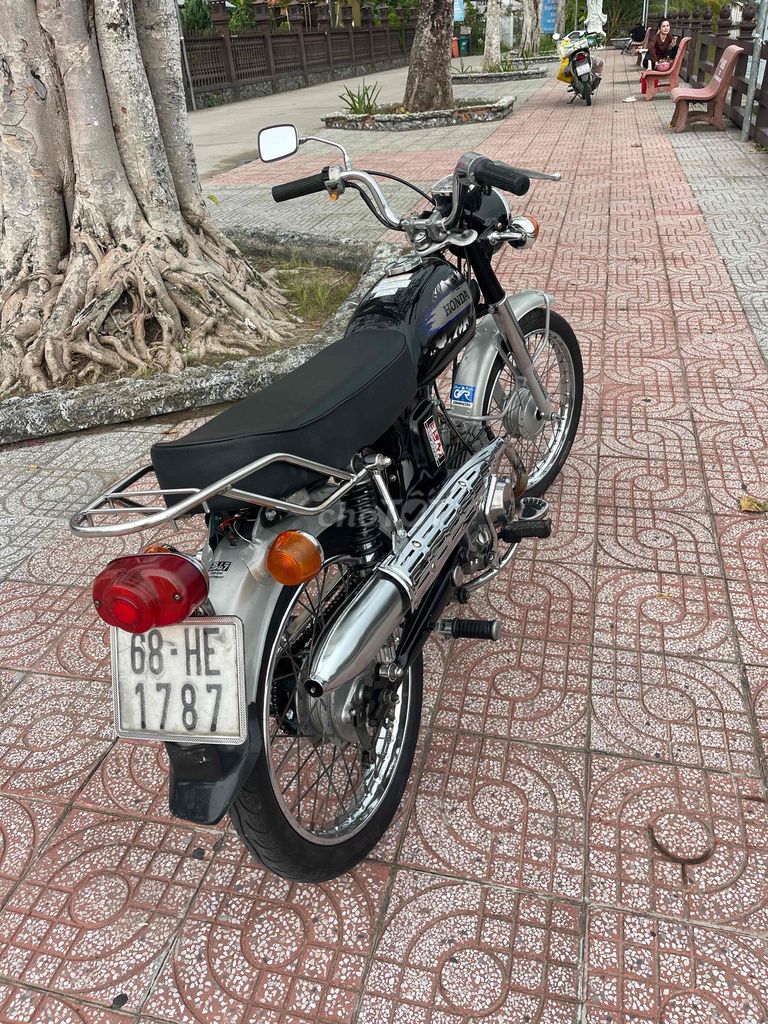Honda CD 1980 - ảnh 2