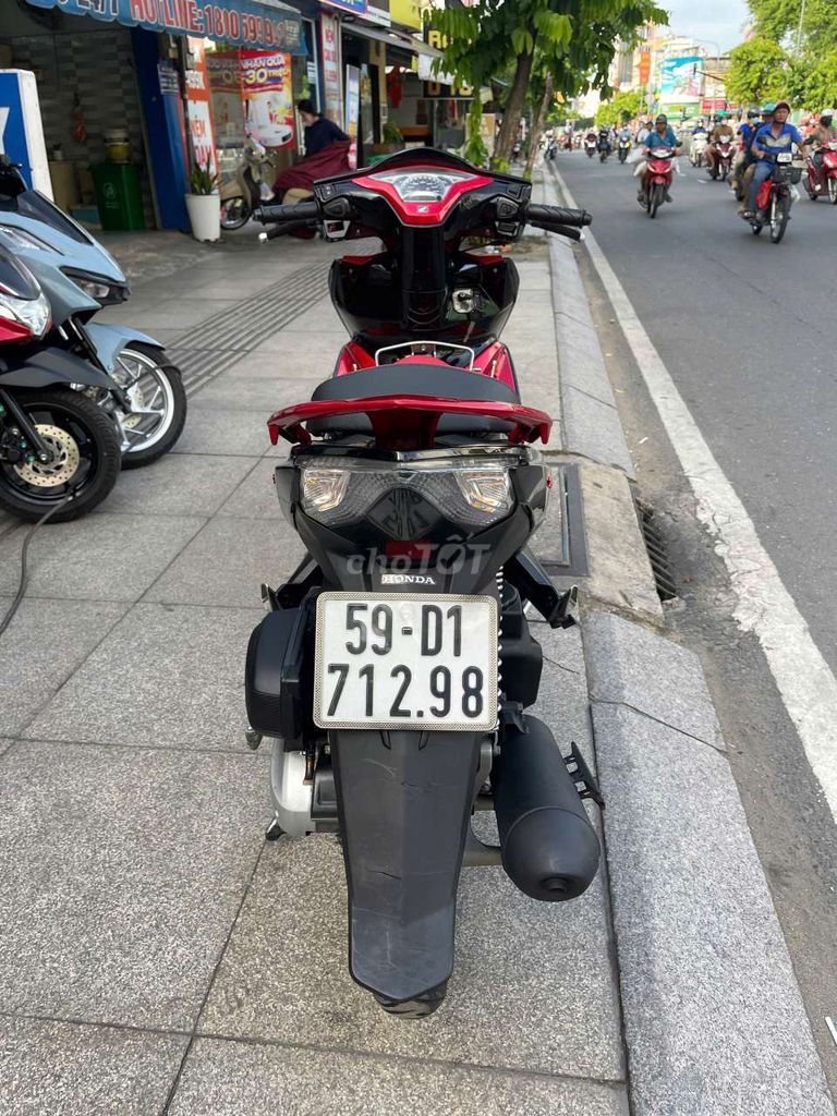 Honda Air Blade 2014 - ảnh 2