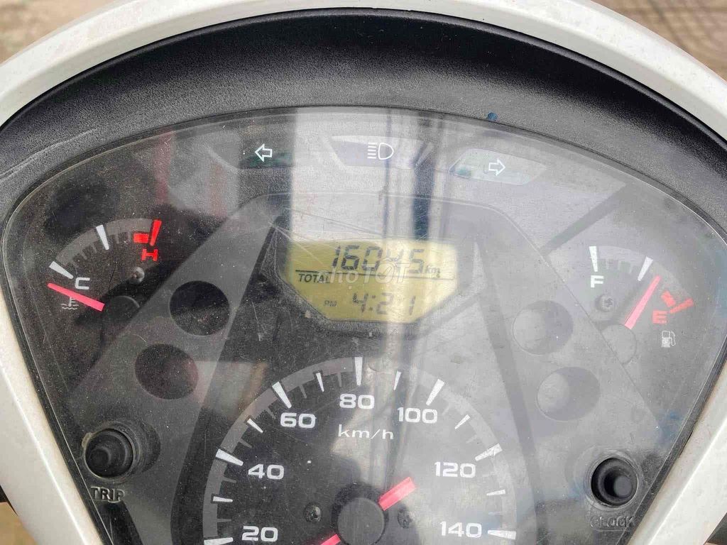 Honda SH 2012 - ảnh 3