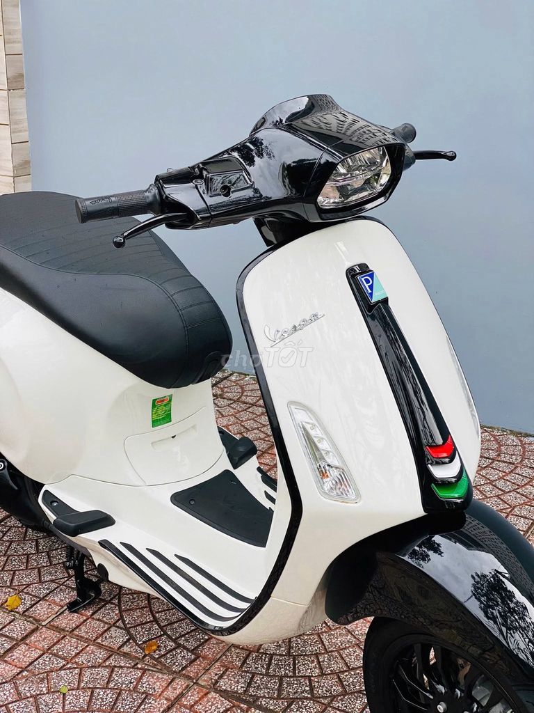 Vespa 2025 - ảnh 1
