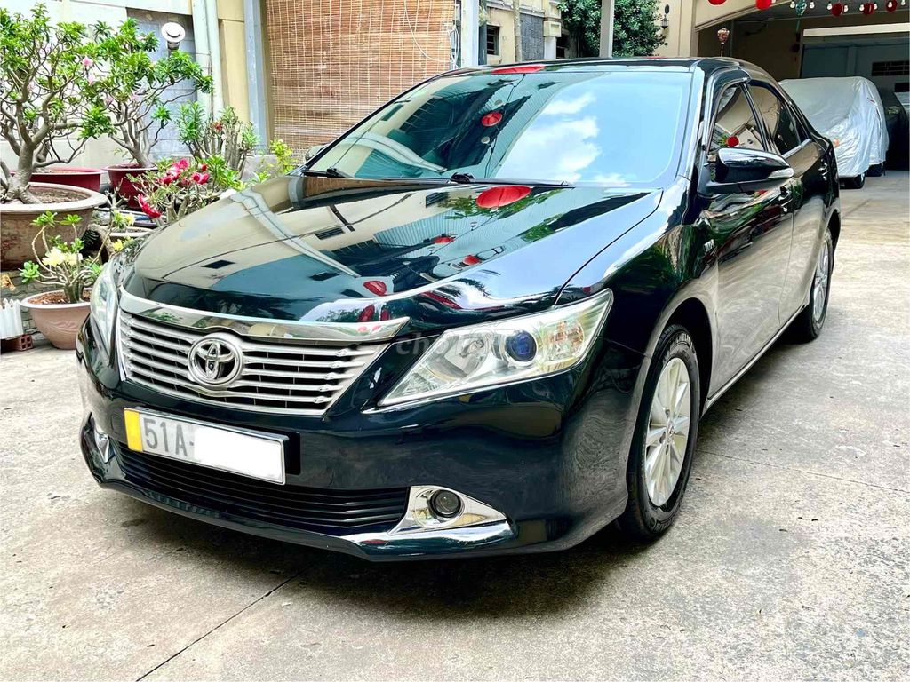 Toyota Camry 2.0E 2014 - ảnh 1