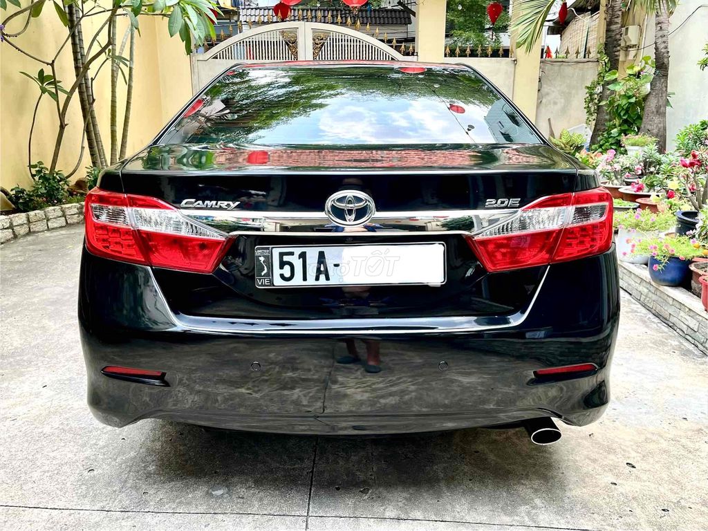 Toyota Camry 2.0E 2014 - ảnh 5