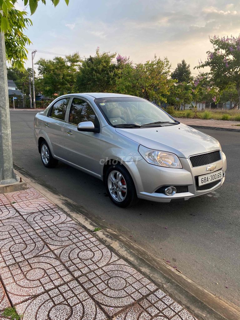 Chevrolet Aveo 2017 - ảnh 2