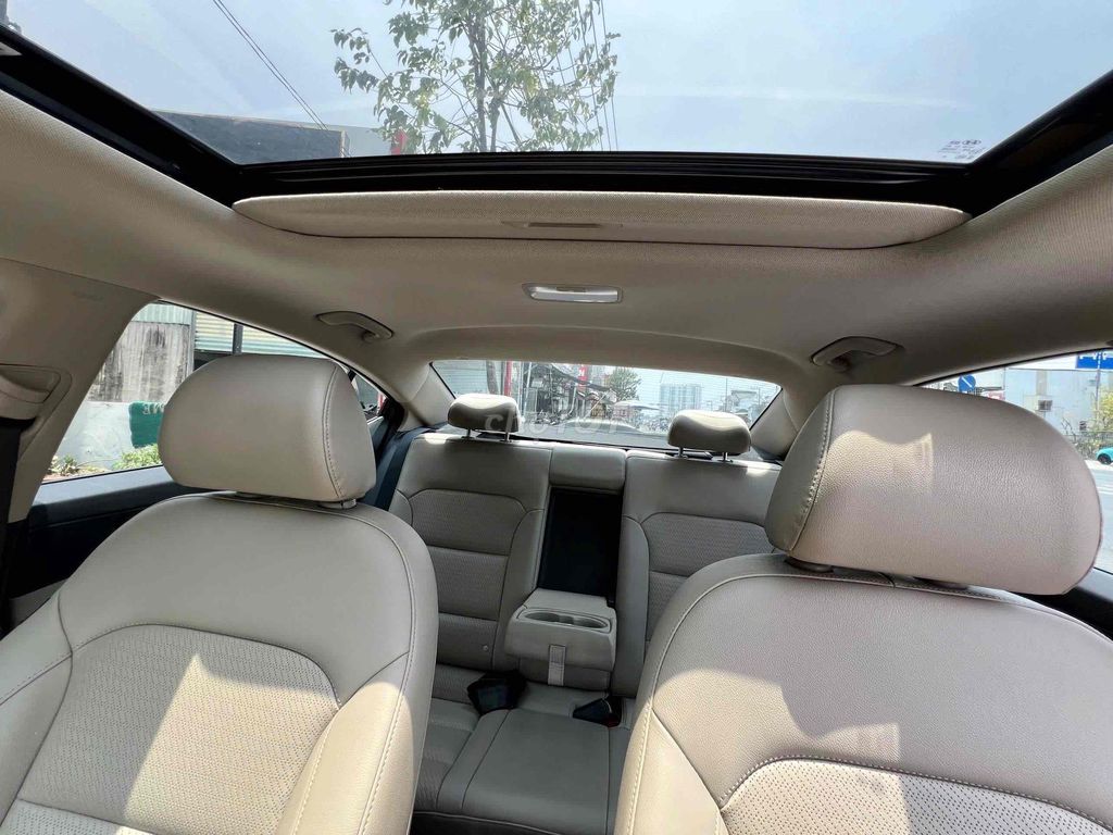 Hyundai Elantra 2021 - ảnh 4