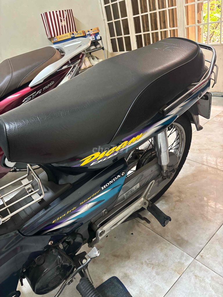 Honda Dream 1998 - ảnh 2