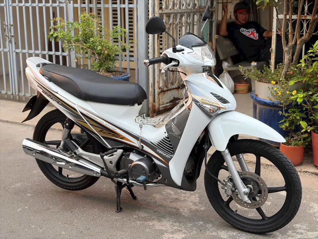 Future Neo 2009 - ảnh 1