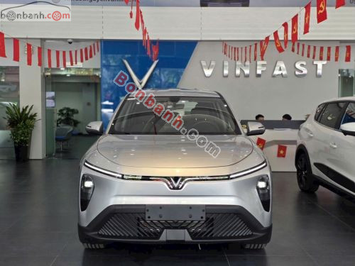 VinFast Limo Green AT 2026 - ảnh 1