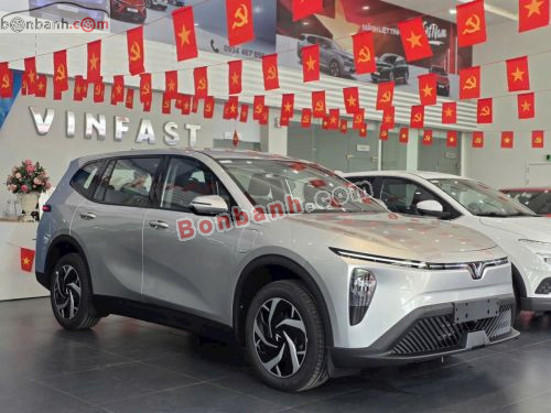 VinFast Limo Green AT 2026 - ảnh 2