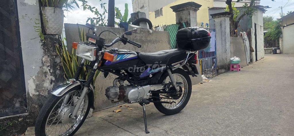 Honda Win 1997 - ảnh 1