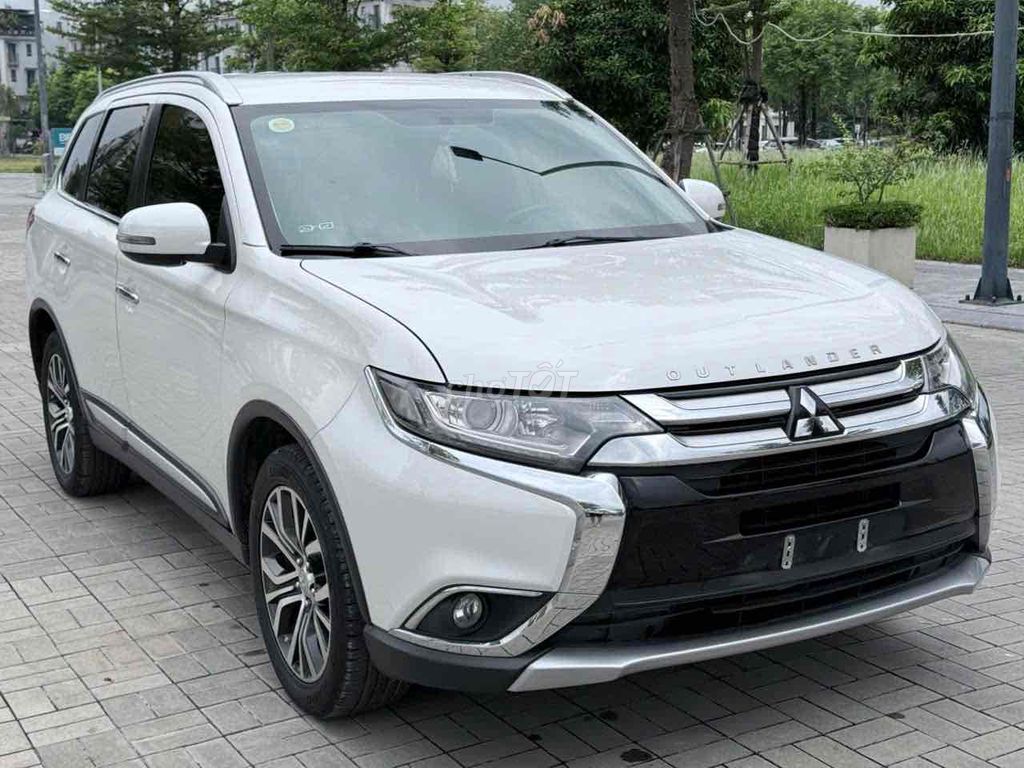 Mitsubishi Outlander 2.0 CVT 2018 - ảnh 3