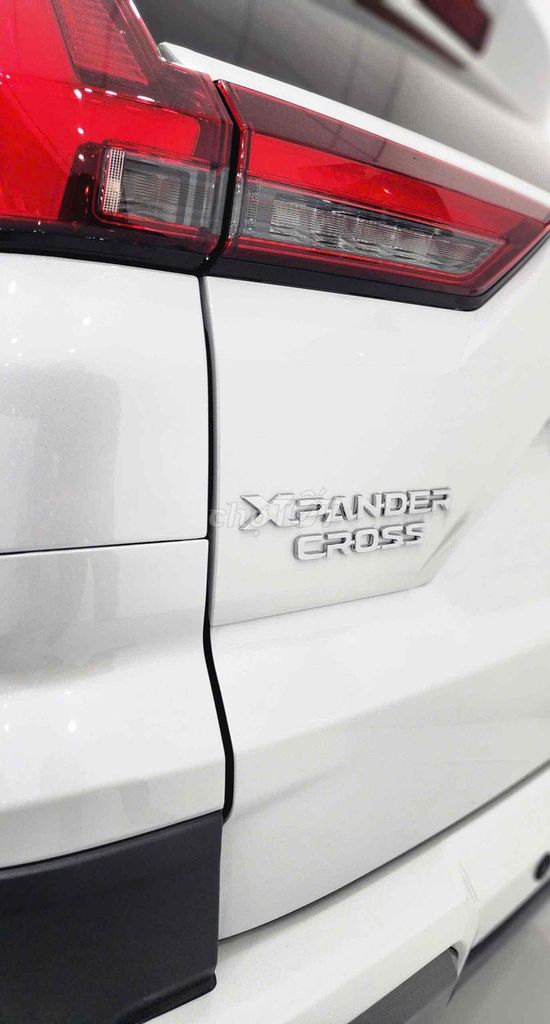 Mitsubishi Xpander Cross 2023 - ảnh 2