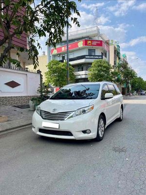 Toyota Sienna 2013 - ảnh 1
