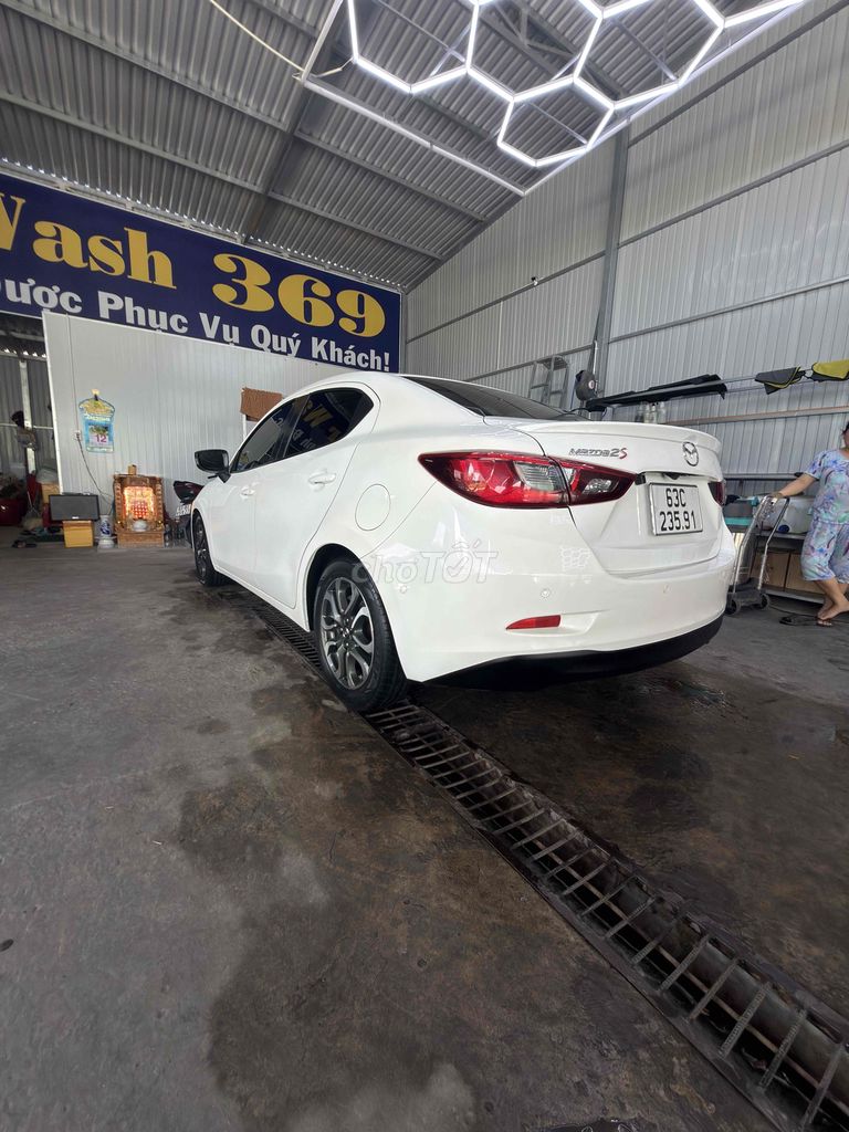 Mazda 2 - ảnh 3