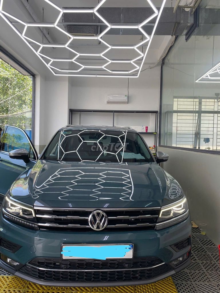 Volkswagen Tiguan Allspace 2021 - ảnh 2