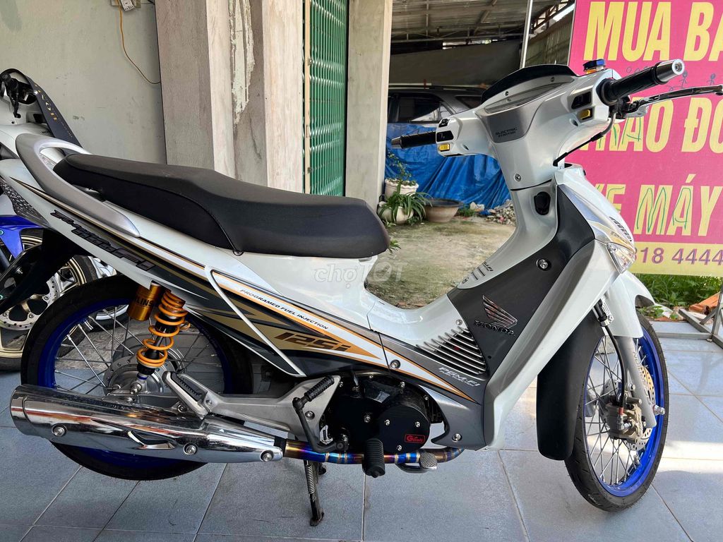 Honda Future 2010 - ảnh 2