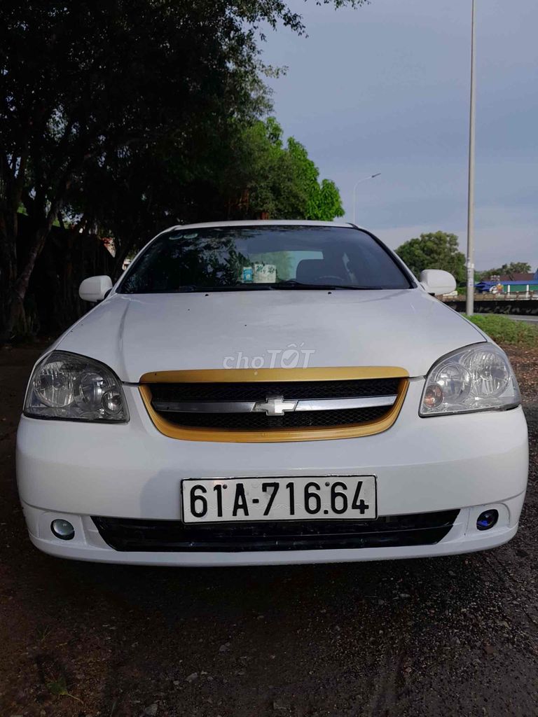 Chevrolet Lacetti - ảnh 1