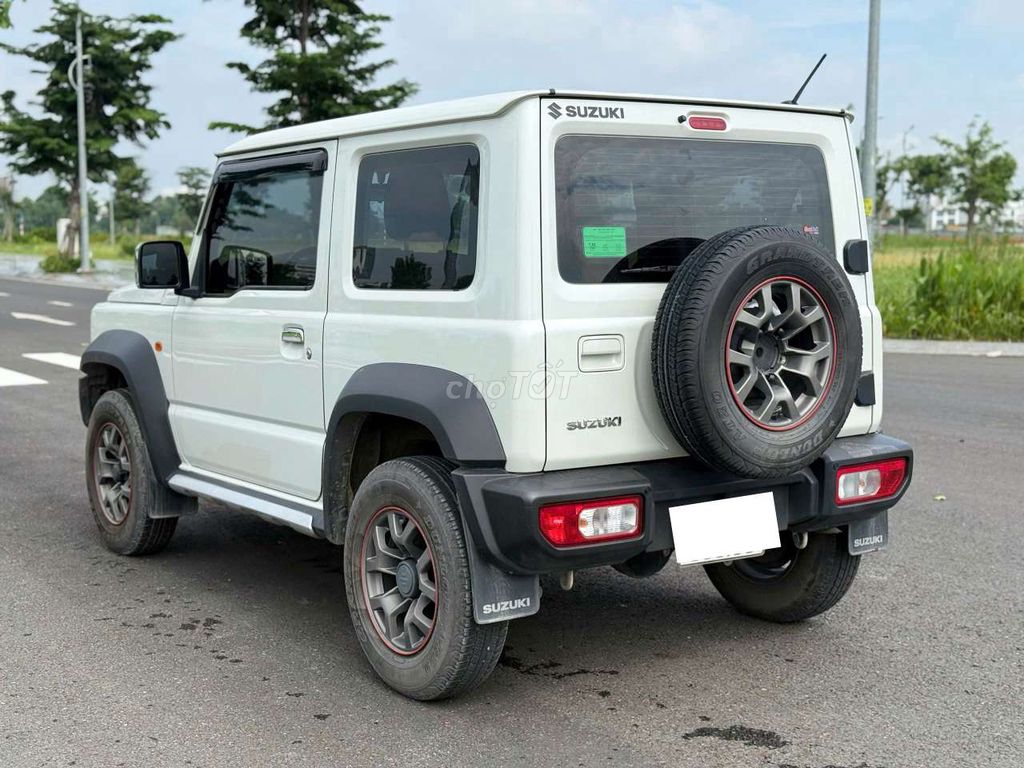 Suzuki Jimny 2023 - ảnh 5